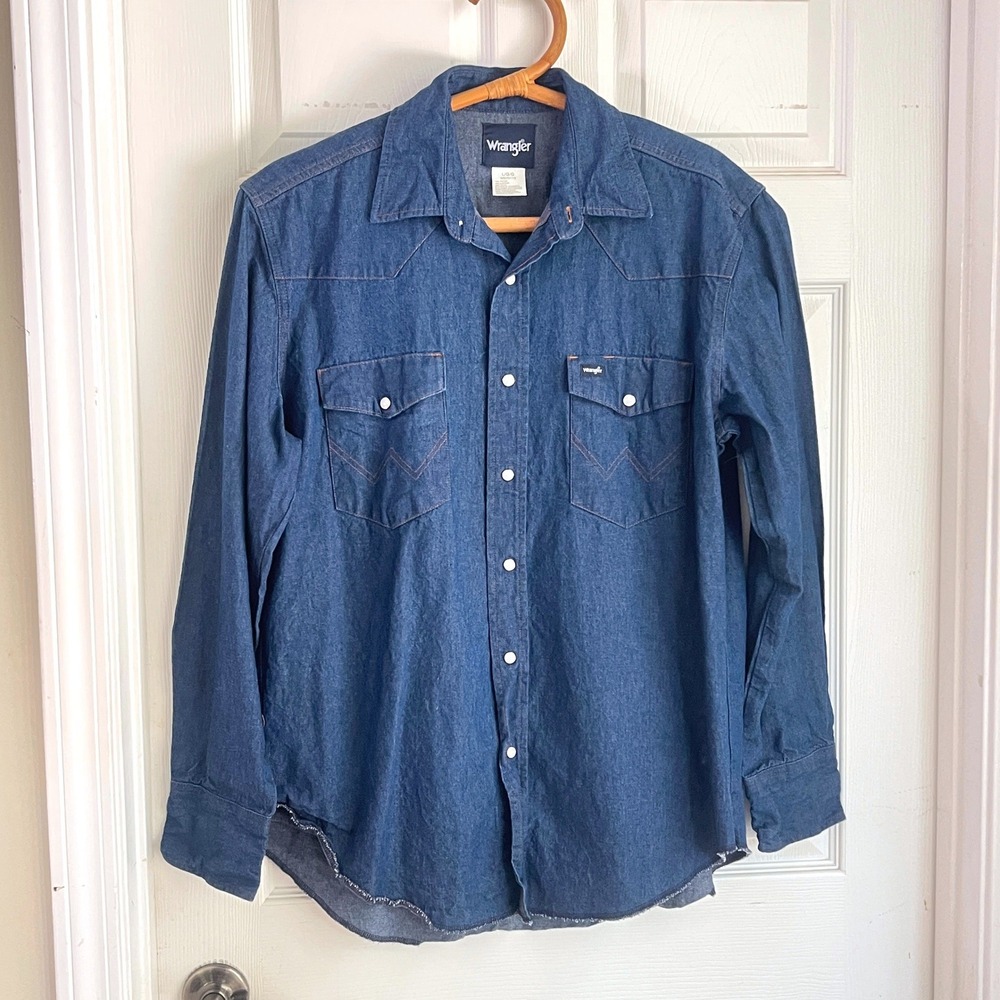 Wrangler Western Shirt Large mens Pearl Snap Denim Blue Cowboy Workwear MS70119